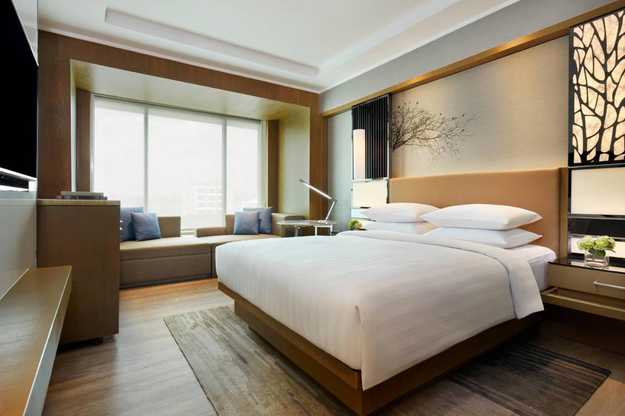 Courtyard By Marriott Bandung Dago Hotell Eksteriør bilde