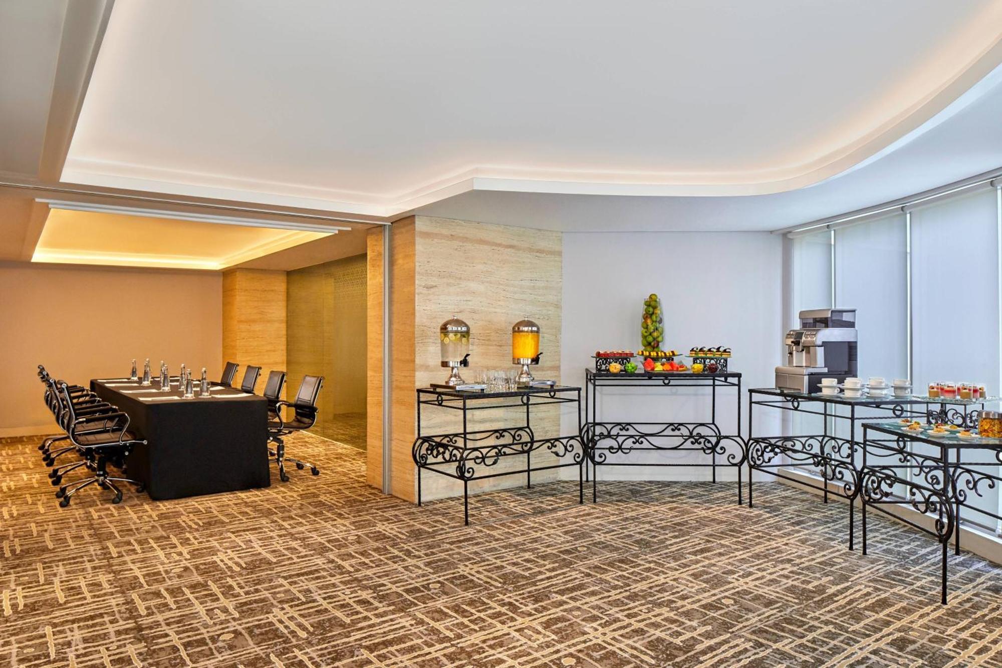 Courtyard By Marriott Bandung Dago Hotell Eksteriør bilde
