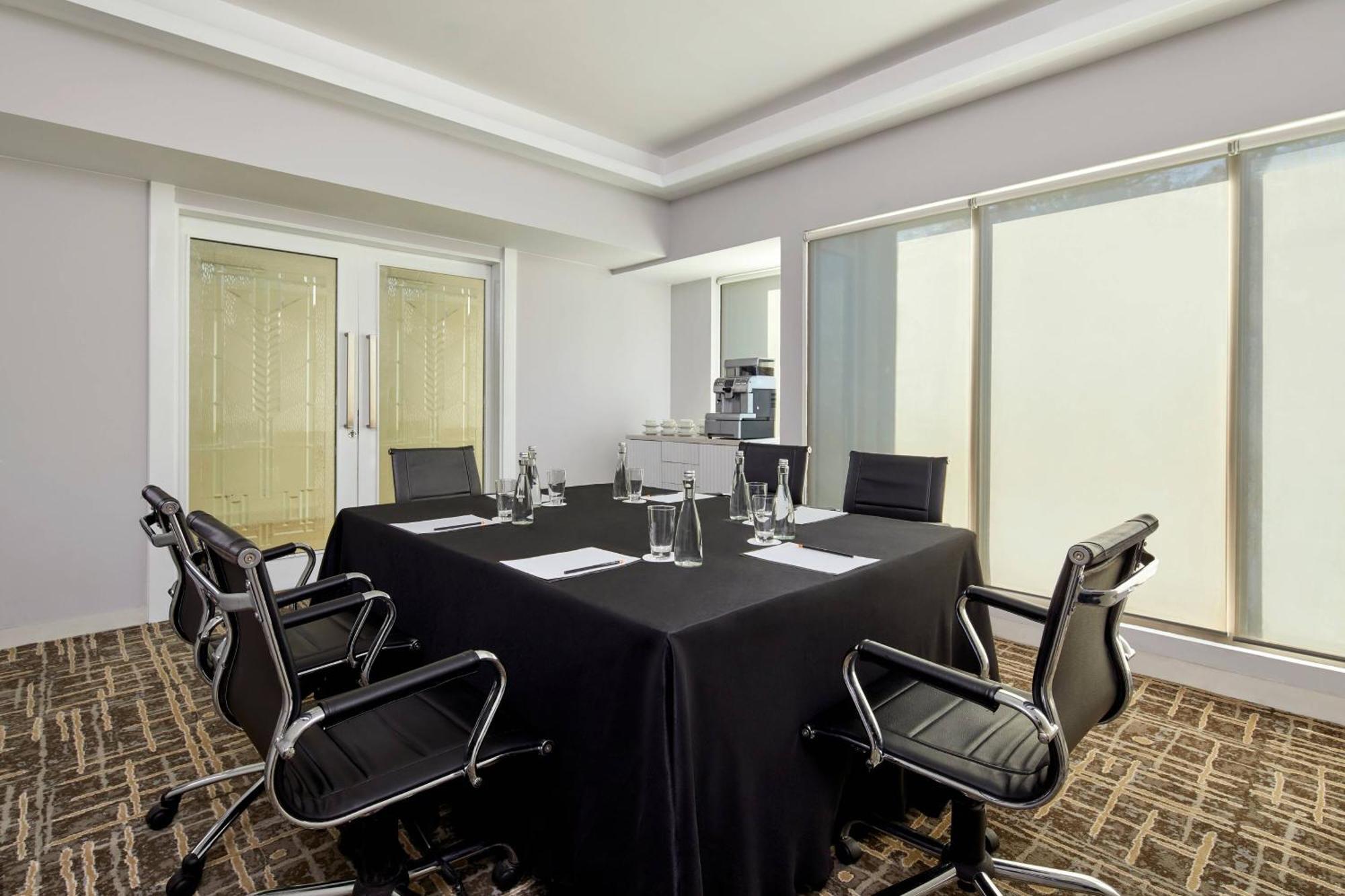 Courtyard By Marriott Bandung Dago Hotell Eksteriør bilde